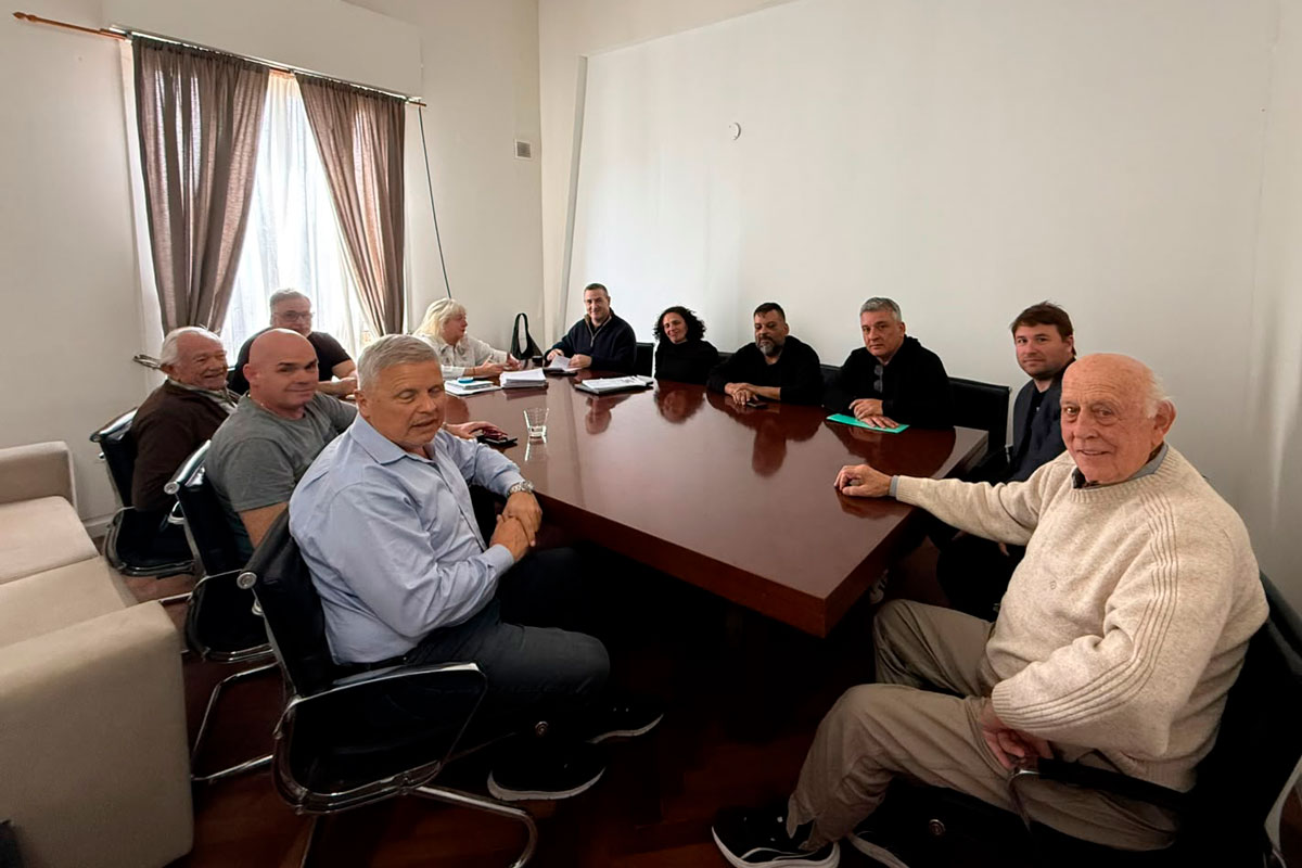 Acuerdo entre el Municipio, la Cooperativa Carboni y vecinos de Uribelarrea y El Taladro